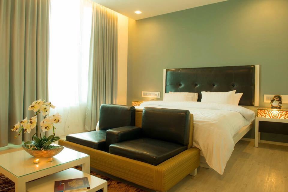 The Beverly Hills Hotel Nakhon Ratchasima Exterior photo