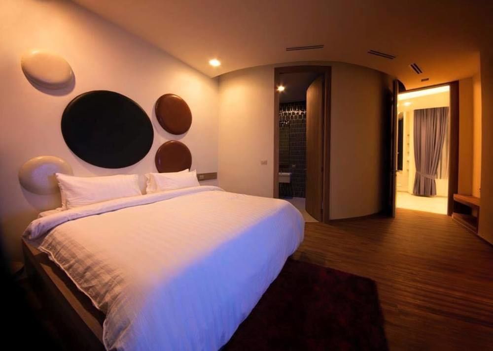 The Beverly Hills Hotel Nakhon Ratchasima Exterior photo