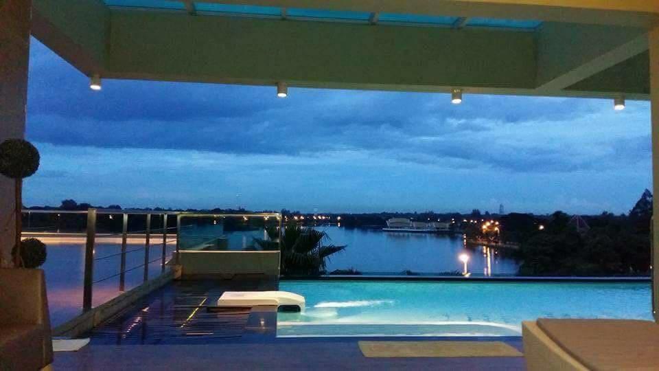 The Beverly Hills Hotel Nakhon Ratchasima Exterior photo
